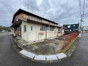 杉本アパートの物件外観写真